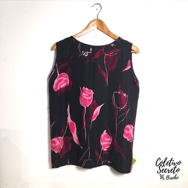 Blusa com estampa de rosas - tam G - Image 2