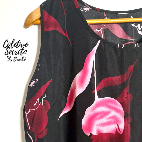 Blusa com estampa de rosas - tam G - Image 4