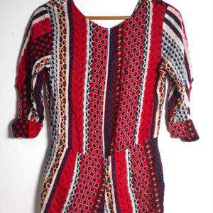 Macacão estampa vermelha