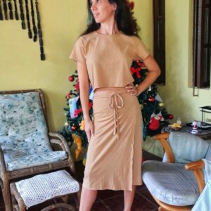 Vestido (saia transpassada e parece cropped) – Dedika – tam M