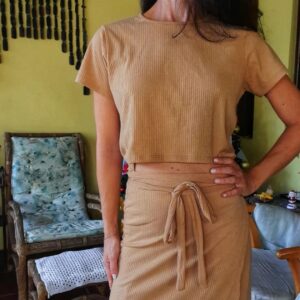 Vestido (saia transpassada e parece cropped) – Dedika – tam M