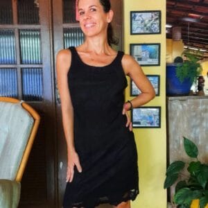 Vestido preto com renda – Just Be – tam P