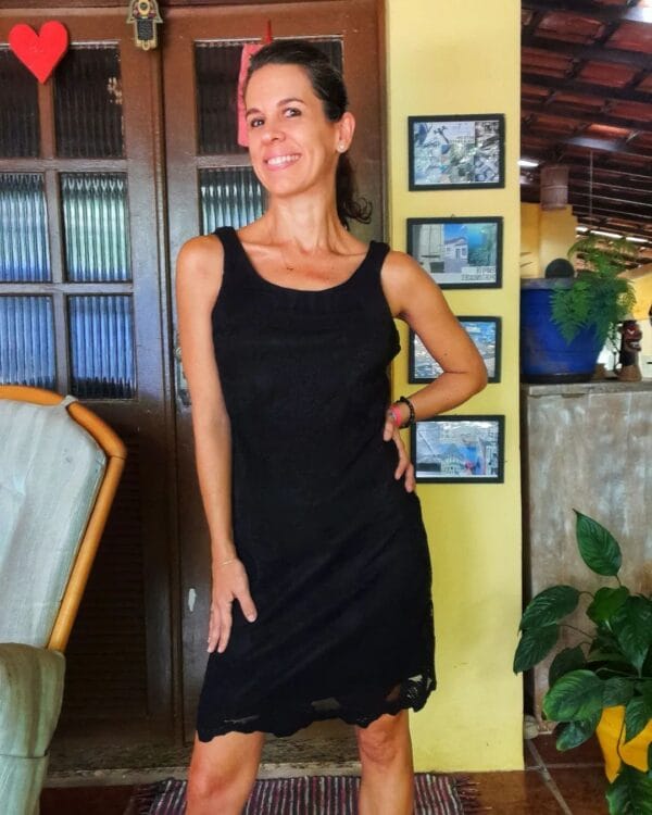 Vestido preto com renda - Just Be - tam P