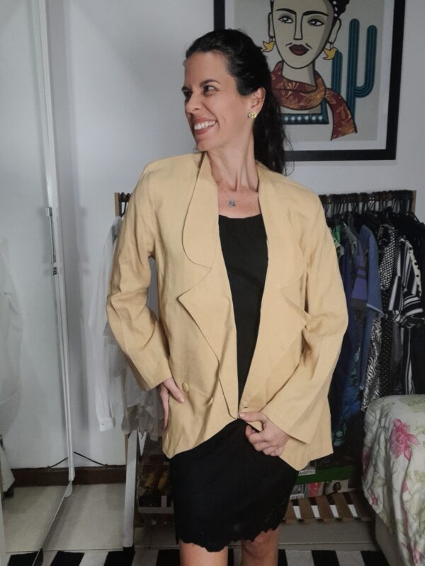 Blazer de linho - mostarda - Modario - tam P