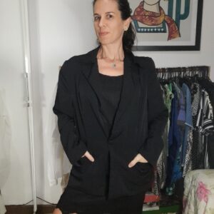 Blazer preto com ombreiras