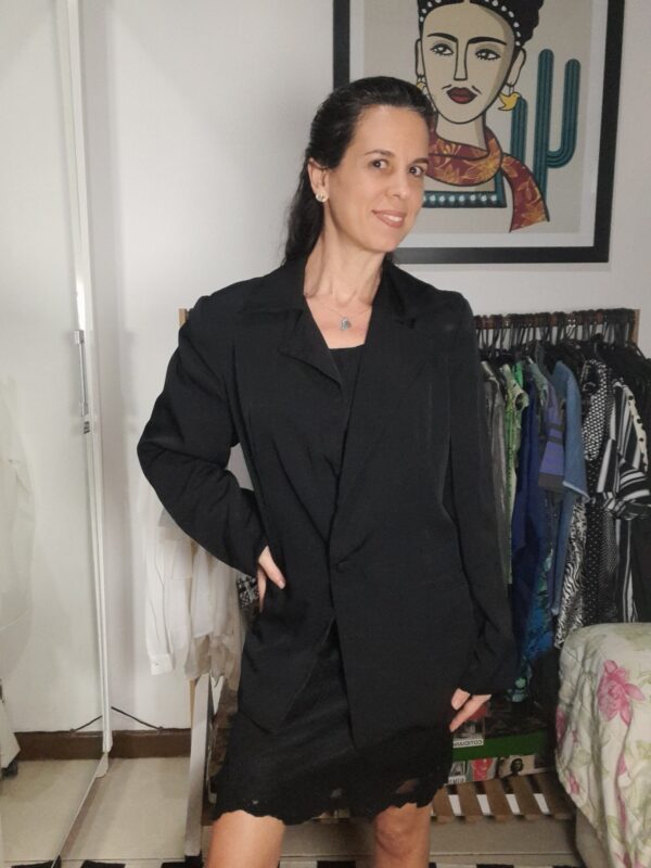 Blazer preto com ombreiras - Image 4