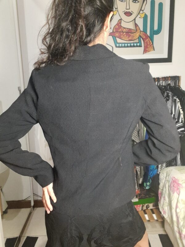 Blazer preto com ombreiras - Pam Pare - Image 7