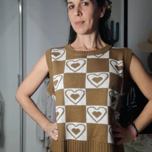 Blusa de linha / sobreposição estampa marrom de coração – Clock House – tam G