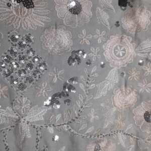 Saia com bordados – Top Innocence – tam 40 / M