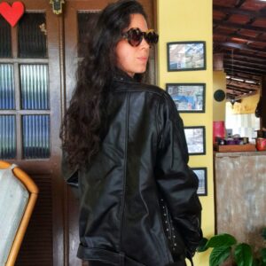 Casaco de couro preto com presilhas – KK – tam GG