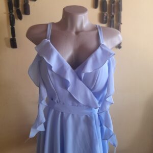 Vestido de festa azul claro – Adoro – tam 40