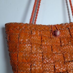 Bolsa de palha laranja