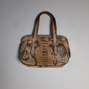 Bolsa de couro estampa de cobra – Claudia Mourão