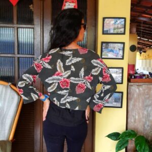 Sobreposição estampada verde escuro flores – South & Co. – tam G