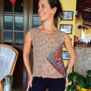 Blusa estampa marrom com lantejoulas – tam P