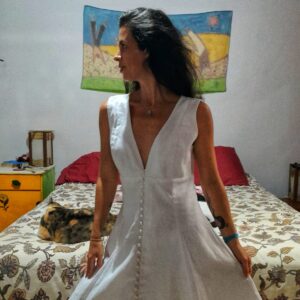 Vestido branco botões perola – tam M