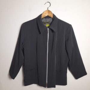 Blazer preto com ombreiras – Tua Cara