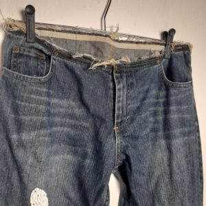 Calça jeans com bordados – Guaraná Brasil – tam 42