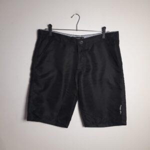 Bermuda masculina preta – Bicho Feroz – tam 44