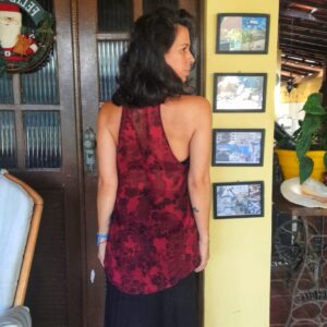 Blusa vermelha estampada com transparencia – John John Black – tam M