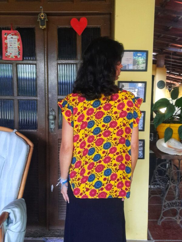 Blusa estampada amarela - tam G - Image 3