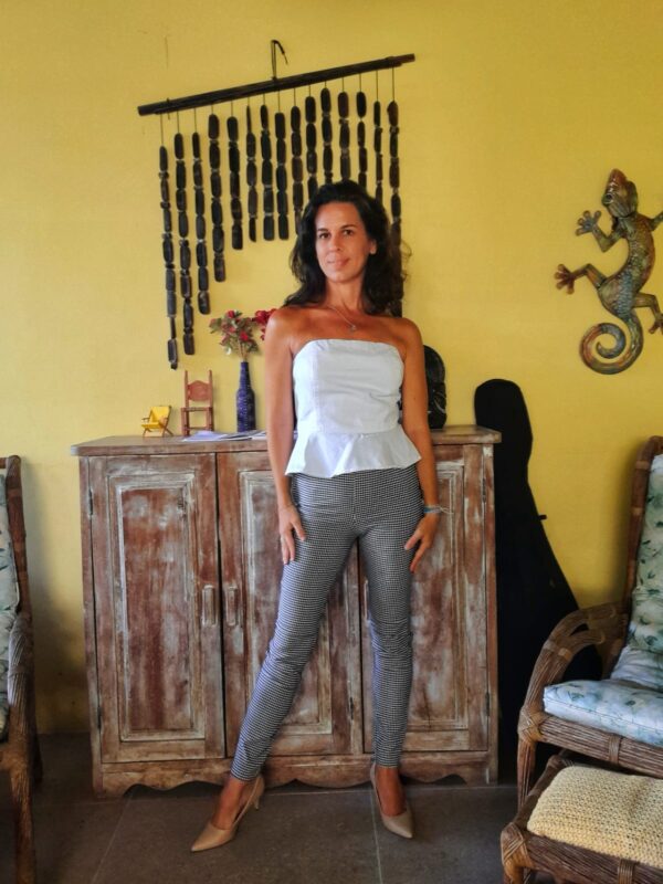 Blusa branca tomara que caia - tam P - Image 6