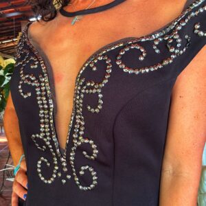 Vestido preto com tule e pedras – Folic – tam P