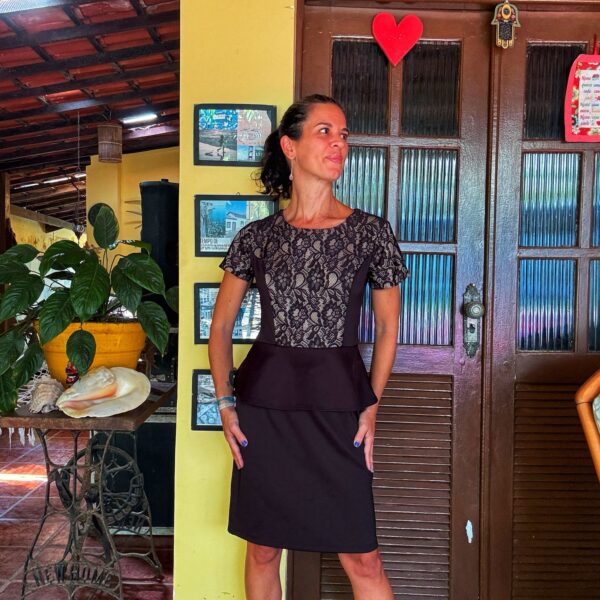 Vestido preto com babado e renda - Enfocus Studio - tam P - Image 5