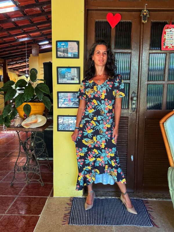 Vestido preto estampa de flores coloridas - tam G - Image 4