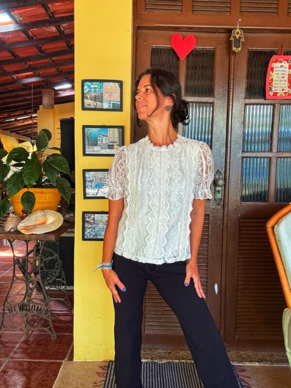 Camisa branca de renda - Simplee - tam M - Image 2