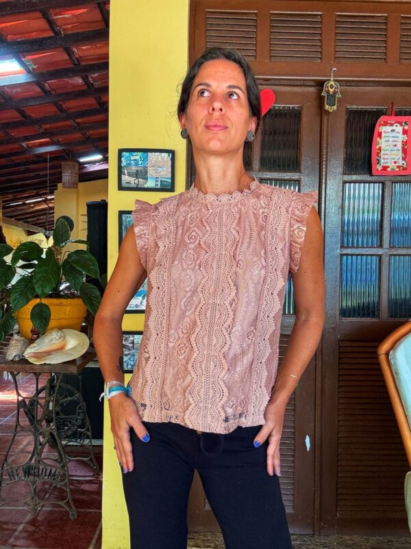 Camisa rosa clara de renda - Simplee - tam M