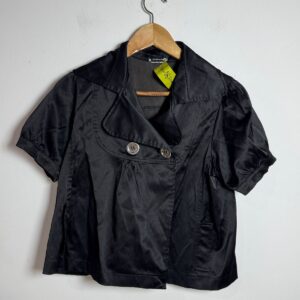 Camisa preta com botões – Karmani – tam M