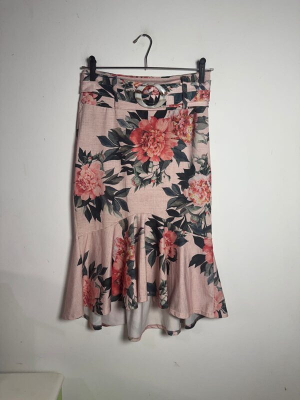 Saia rosa com estampa de flores - Olam - tam M