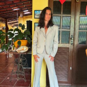 Conjunto bege claro calça e blazer – Sedanbi – tam P