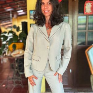 Conjunto bege claro calça e blazer – Sedanbi – tam P