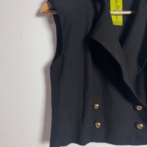 Colete preto com botões dourados – tam M