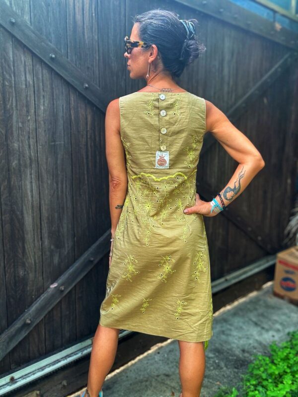 Vestido estampa bordado floral - Fanny Youtsela - tam P - *NOVO* - Image 6