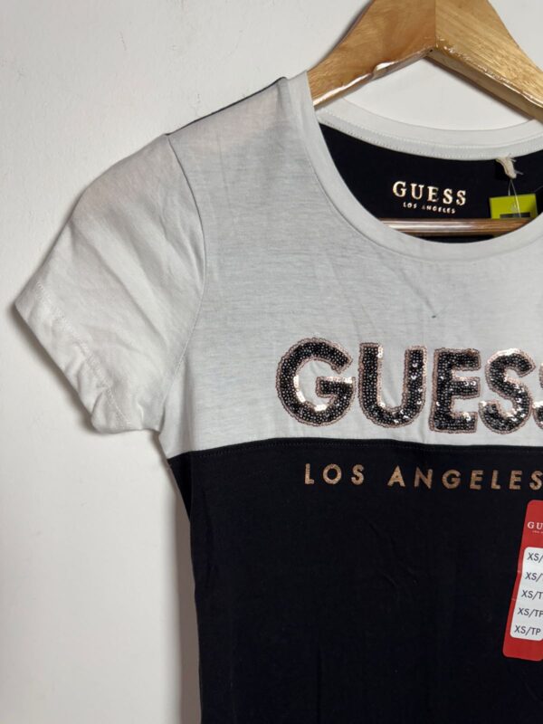 Blusa preta e branca - Guess - tam P *NOVO* - Image 4