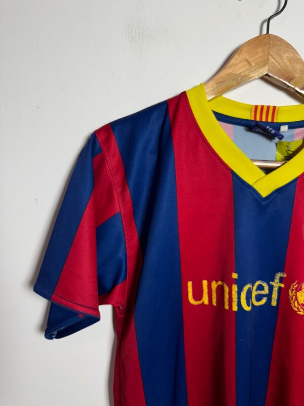 Camisa do Barcelona Iniesta - FCB - tam 12 - Image 4