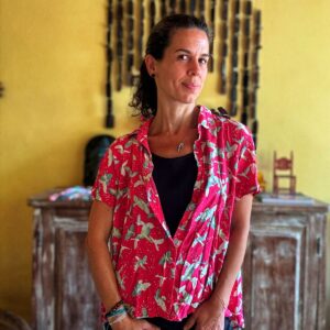 Camisa rosa estampa de pássaros – Hering – tam G