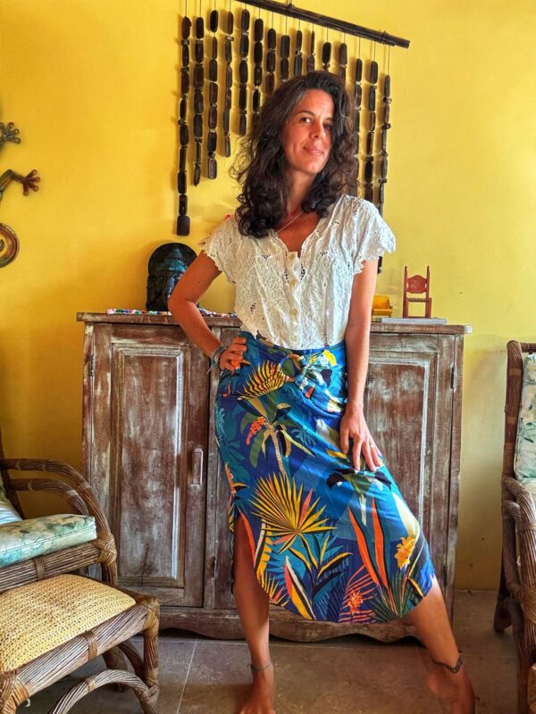 Saia azul estampada - Amora Rio - tam M