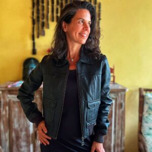 Jaqueta bomber couro preta – Forum – tam 38