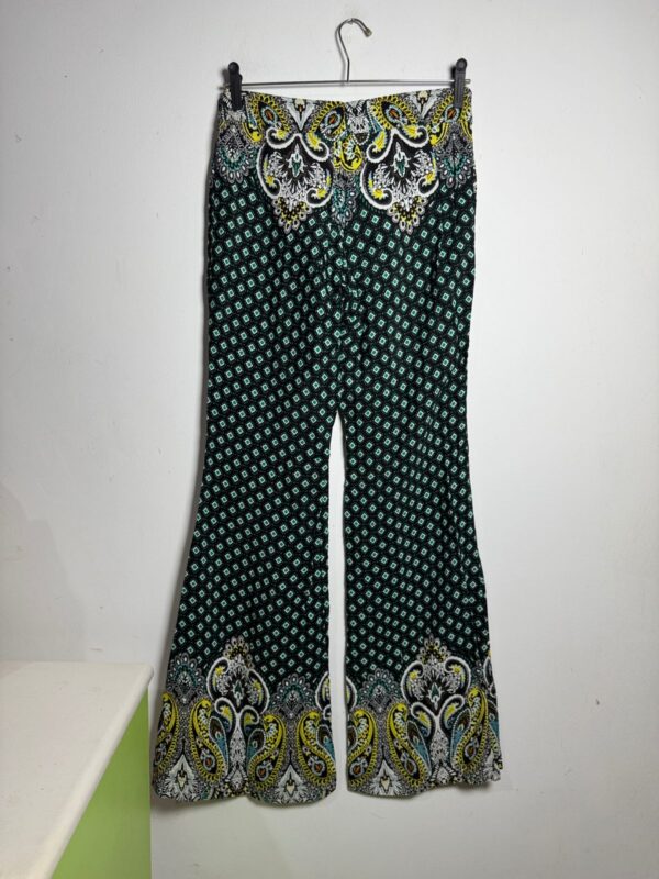 Calça flare estampada - tam M - Image 5