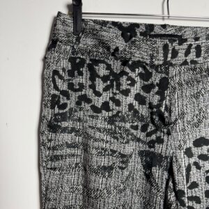 Calça estampa animal print preta – Ellus – tam M