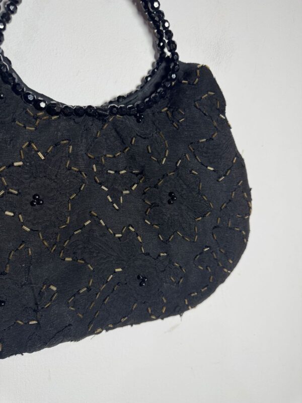 Bolsa preta com miçangas - Image 4