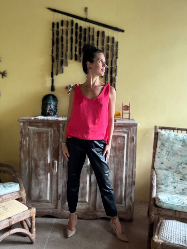 Calça preta curvy skinny de couro - Express - tam P *NOVO*