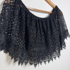 Top / cropped com renda preto tomara que caia – tam 38