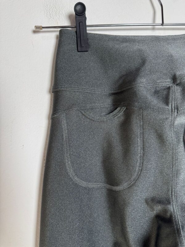Calça legging cinza - Line 4D - tam G - Image 4