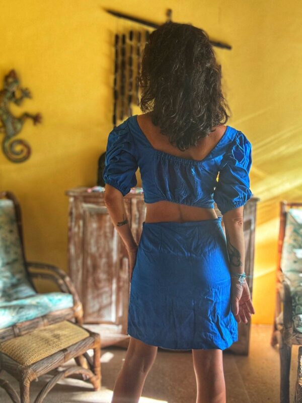 Conjunto azul com top e saia - tam M - Image 2