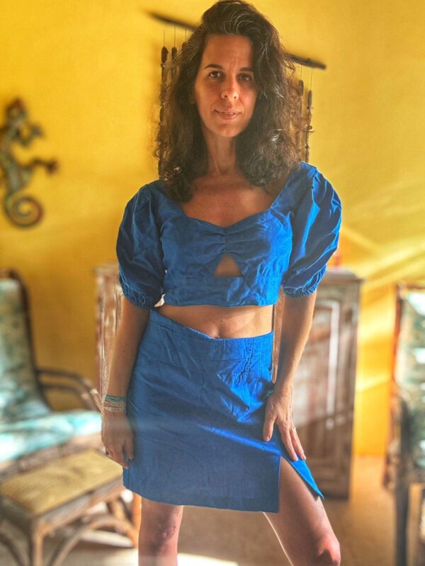 Conjunto azul com top e saia - tam M - Image 4
